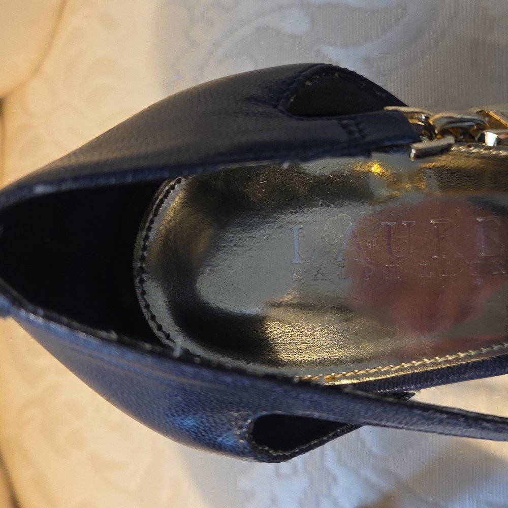 Ralph Lauren Elegant Navy Blue Leather Pumps SZ 8 - Worn Once - Picture 13 of 15